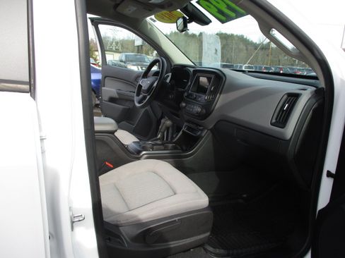 Used 2019 Chevrolet Colorado W/T image 25