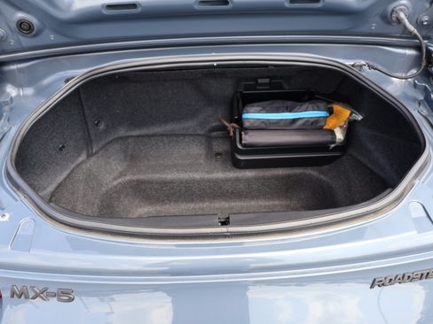 Used 2021 MAZDA MX-5 Miata RF Grand Touring image 14