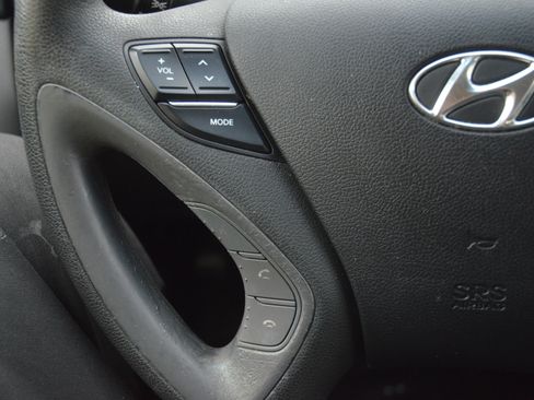 Used 2011 Hyundai Sonata GLS image 14