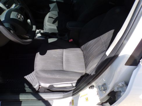 Used 2013 Toyota Corolla S Plus image 10