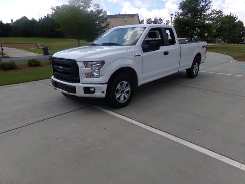 Used 2016 Ford F150 4x4 SuperCab FX4 image 1