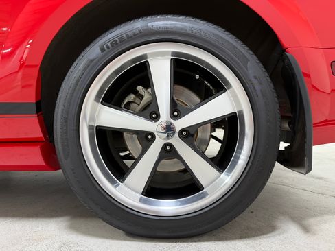 Used 2007 Ford Mustang GT Deluxe RWD image 16