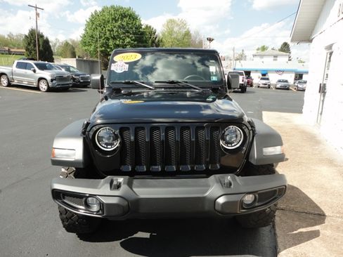 Used 2023 Jeep Wrangler Unlimited Sport AWD/4WD image 7