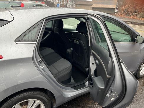 Used 2014 Hyundai Elantra GT image 8