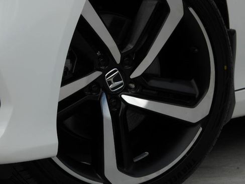 Used 2020 Honda Accord Sport image 3