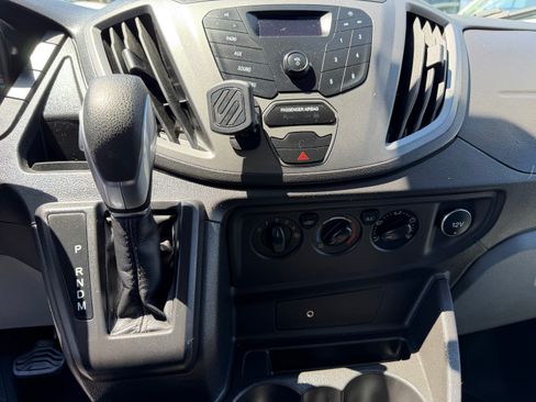 Used 2017 Ford Transit 150 130 Low Roof RWD image 17