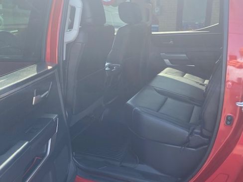 Used 2022 Toyota Tundra 4x4 CrewMax SR5 image 24