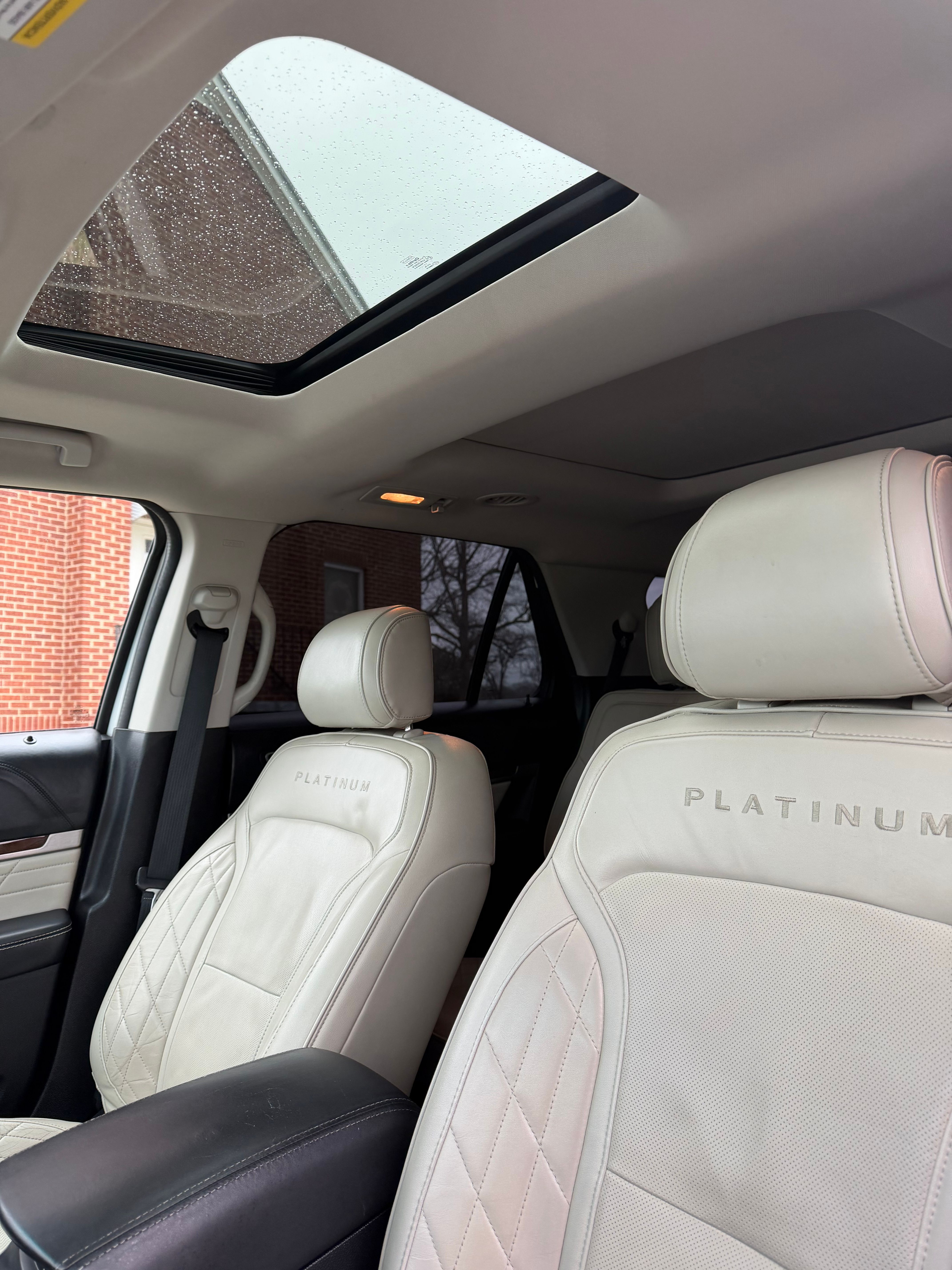 Used 2016 Ford Explorer Platinum AWD/4WD image 10