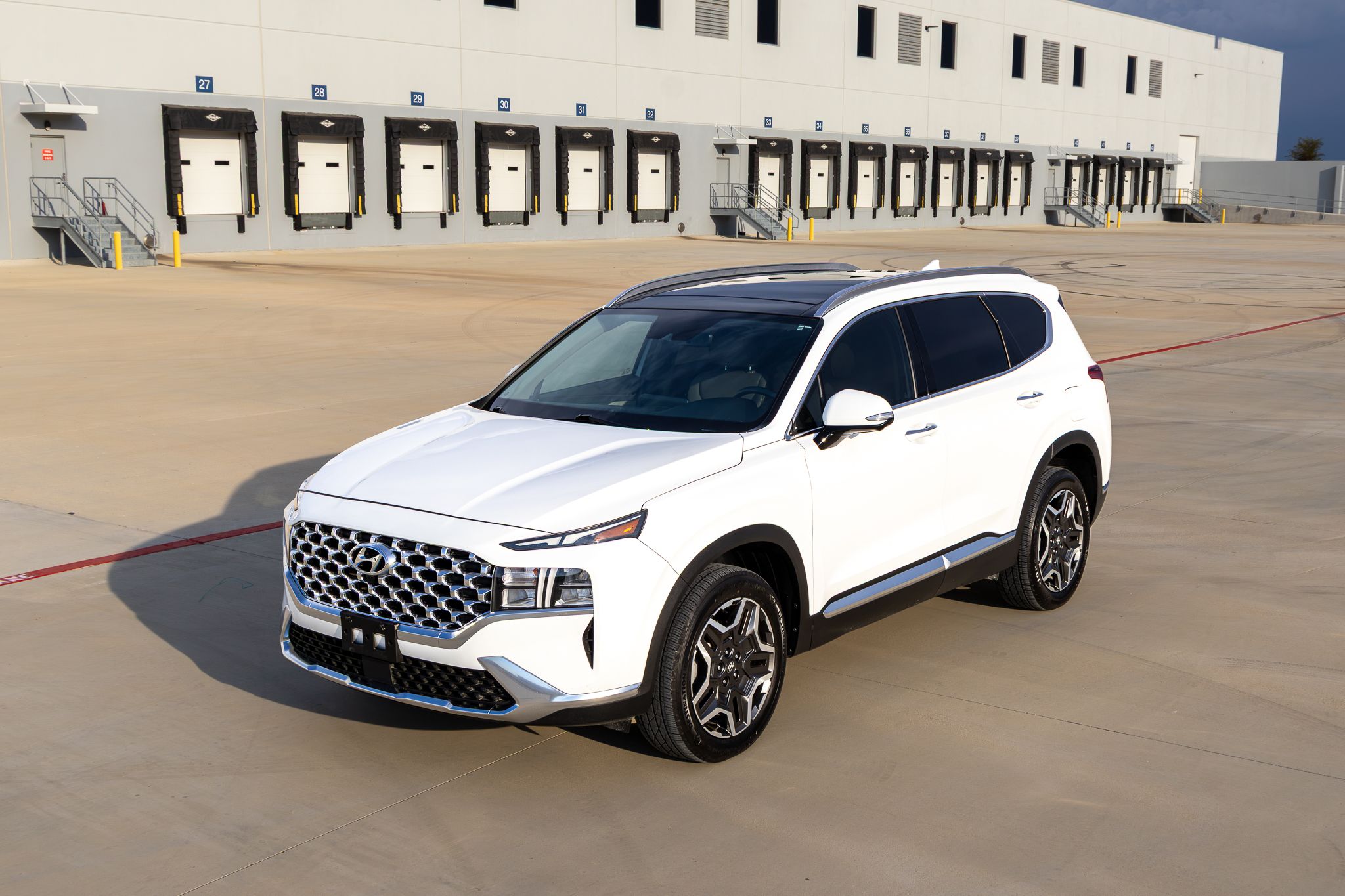 Used 2023 Hyundai Santa Fe AWD SEL Premium Hybrid image 4
