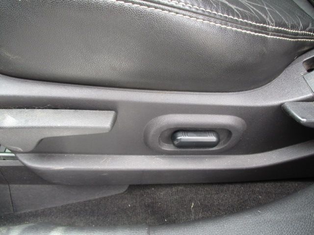Used 2010 Ford Edge AWD Limited image 14