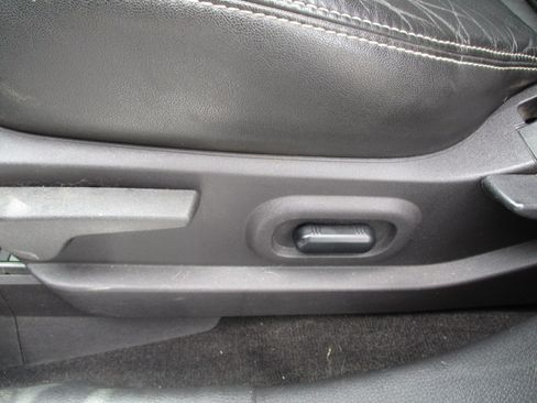 Used 2010 Ford Edge AWD Limited image 14