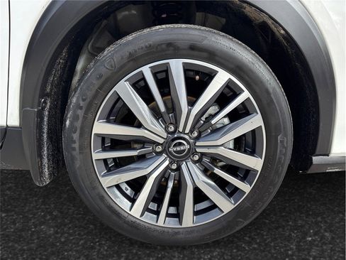 Used 2023 Nissan Kicks SV image 13