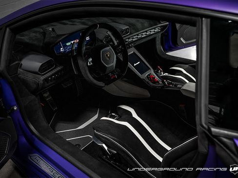 Used 2022 Lamborghini Huracan STO image 10