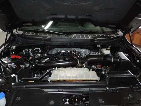 Used 2024 Ford F150 Sport image 28