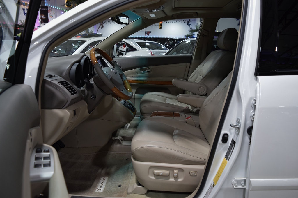 Used 2009 Lexus RX 350 AWD image 18