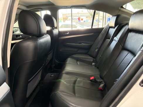 Used 2013 INFINITI G37 Sedan RWD image 14