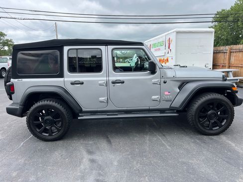 Used 2019 Jeep Wrangler 4WD Unlimited image 13