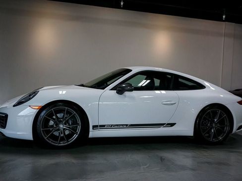 Used 2018 Porsche 911 Carrera T RWD image 51