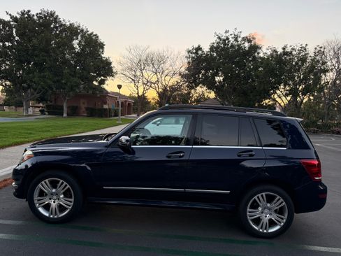 Used 2014 Mercedes-Benz GLK 350 image 2