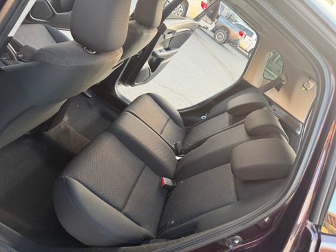 Used 2017 Honda Fit EX image 18