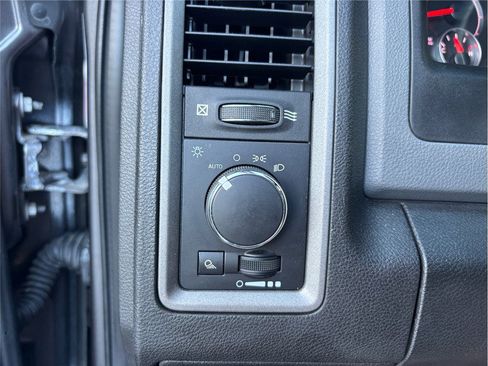 Used 2019 RAM 1500 Classic Tradesman image 25