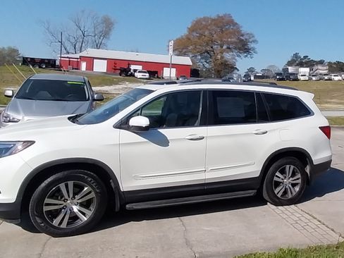 Used 2016 Honda Pilot EX-L image 2