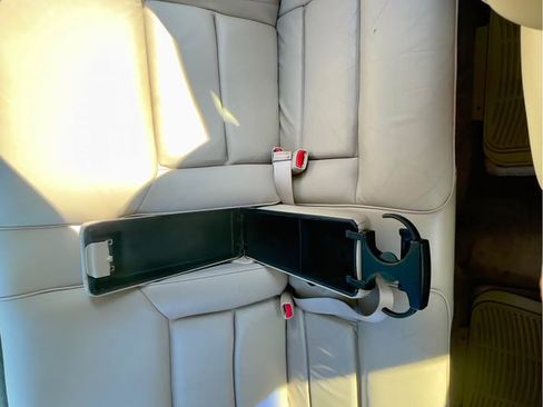 Used 1999 Oldsmobile 88 50th Anniversary image 15