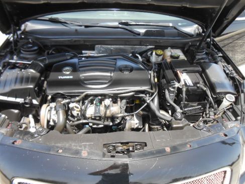 Used 2013 Buick Regal Premium FWD image 16