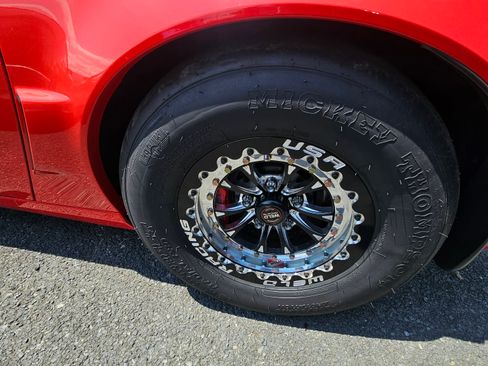 Used 2013 Chevrolet Corvette Grand Sport Coupe RWD image 2