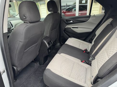 Used 2019 Chevrolet Equinox LT image 10