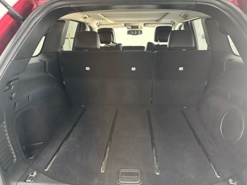 Used 2011 Jeep Grand Cherokee Limited image 13