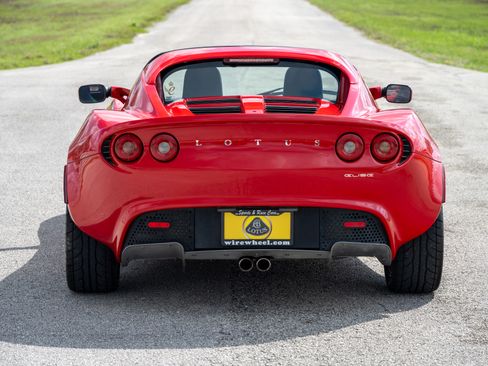 Used 2005 Lotus Elise image 10