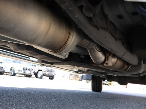 Used 2013 RAM 2500 SLT image 43