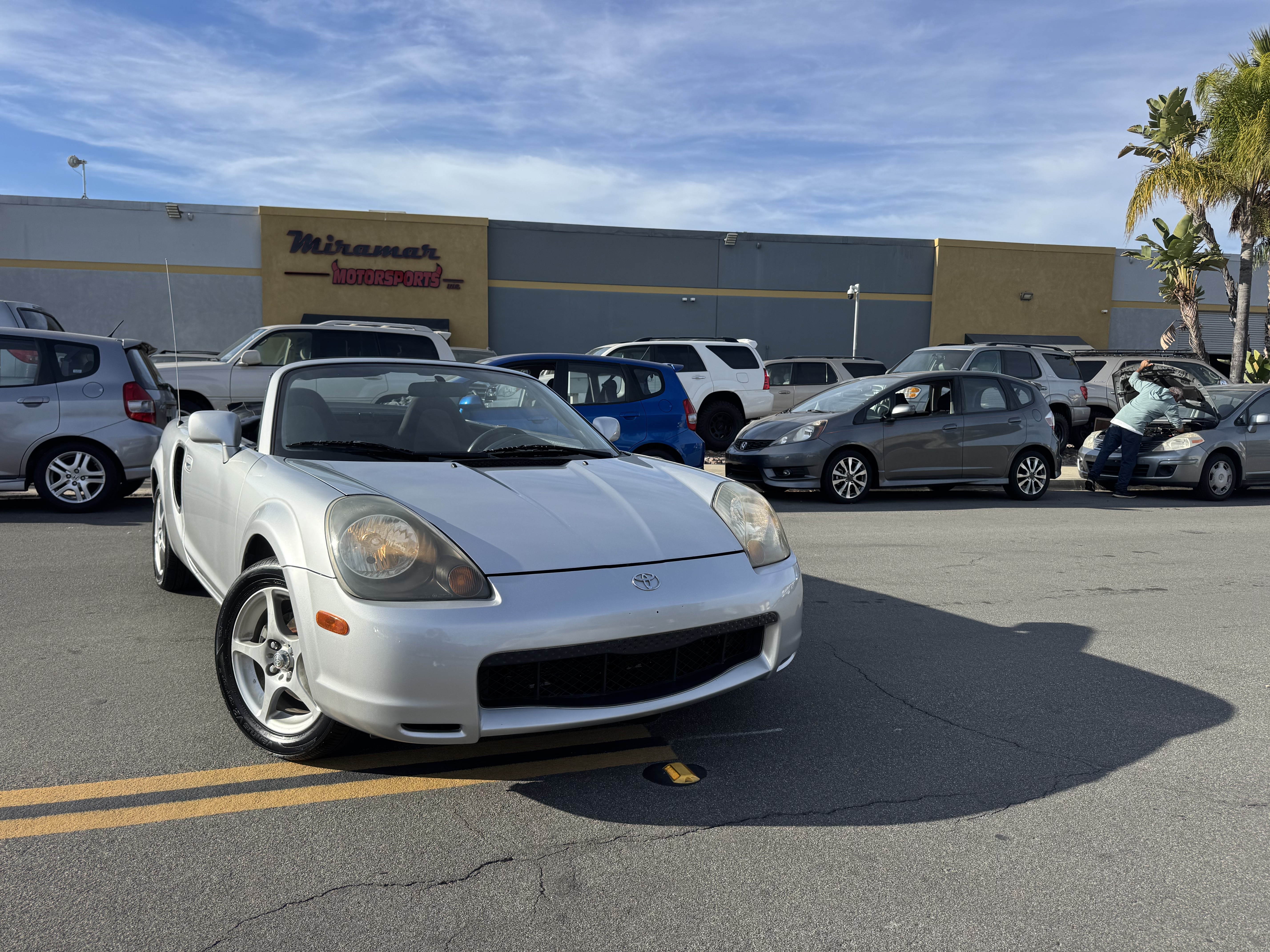 Used 2002 Toyota MR2 Spyder RWD image 1