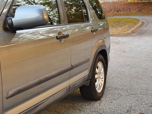 Used 2006 Honda CR-V EX image 12