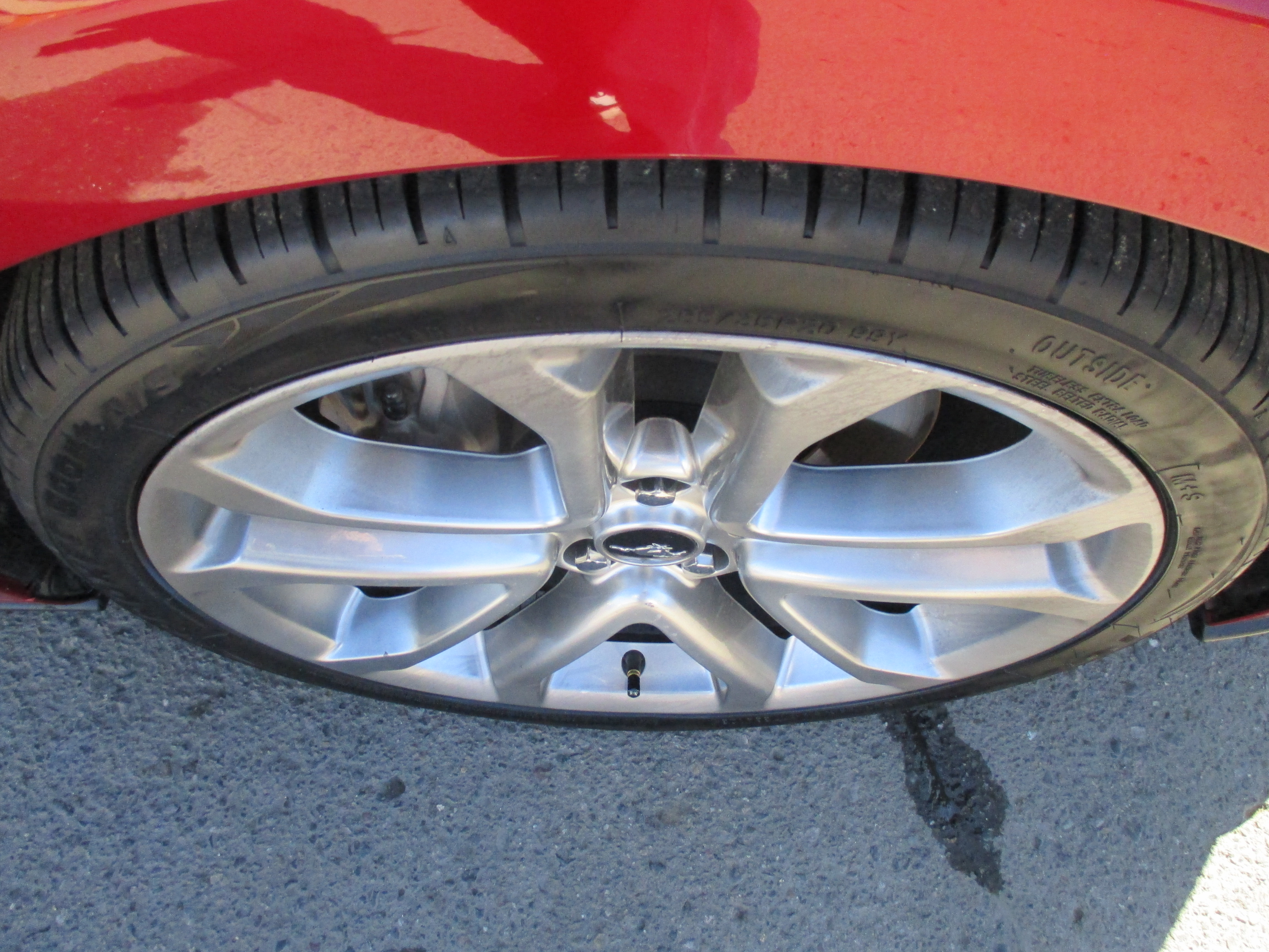 Used 2019 Ford Mustang GT Premium Coupe 2D RWD image 17