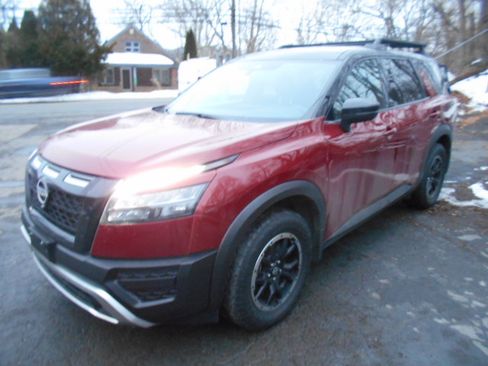 Used 2023 Nissan Pathfinder Rock Creek image 1