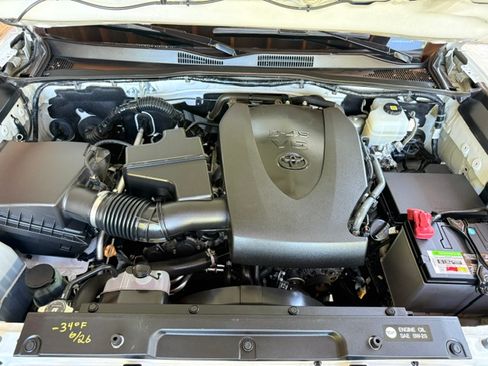 Used 2019 Toyota Tacoma 4x4 Double Cab image 22