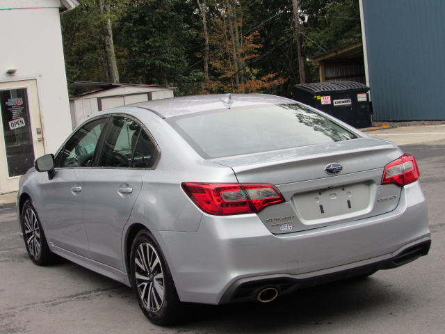 Used 2018 Subaru Legacy 2.5i Premium AWD/4WD image 7