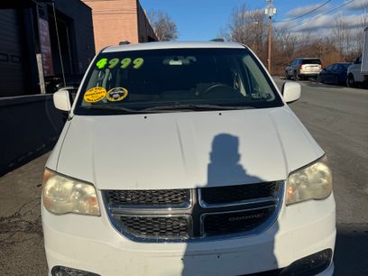Used 2014 Dodge Grand Caravan SXT