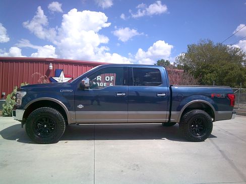 Used 2018 Ford F150 King Ranch image 2