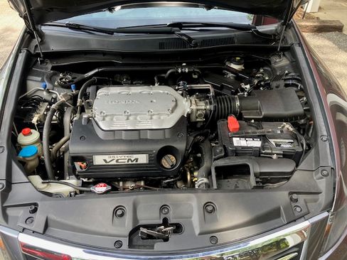 Used 2011 Honda Accord EX-L V6 Sedan image 15