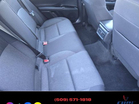 Used 2025 Toyota Camry LE image 21