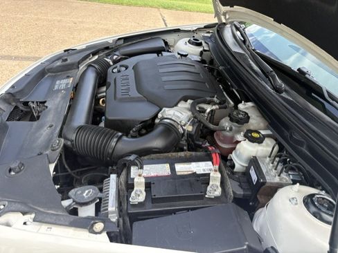 Used 2011 Chevrolet Malibu LTZ V6 FWD image 11