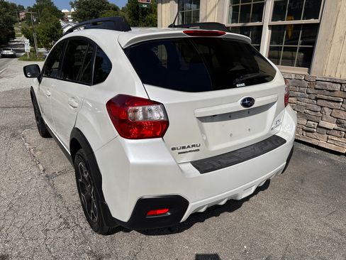 Used 2014 Subaru XV Crosstrek 2.0i Limited AWD/4WD image 8