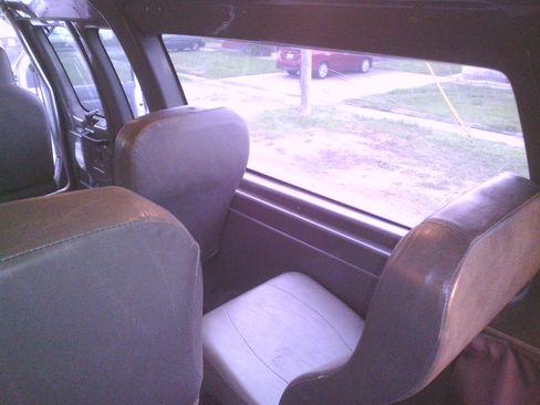 Used 2009 Ford E-250 and Econoline 250 Club Wagon image 19