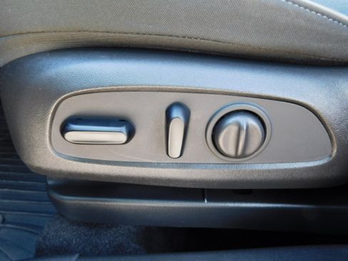 Used 2023 Chevrolet TrailBlazer LT image 12