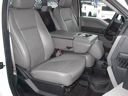 Used 2017 Ford F450 XL image 13