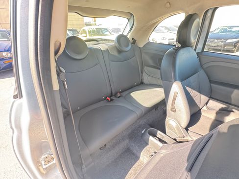 Used 2015 FIAT 500 Pop image 17