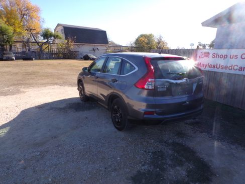 Used 2016 Honda CR-V LX image 2